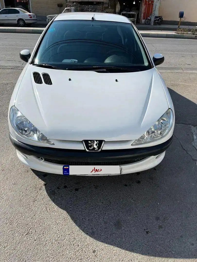 پژو ۲۰۶ صندوق دار v8 - 1391