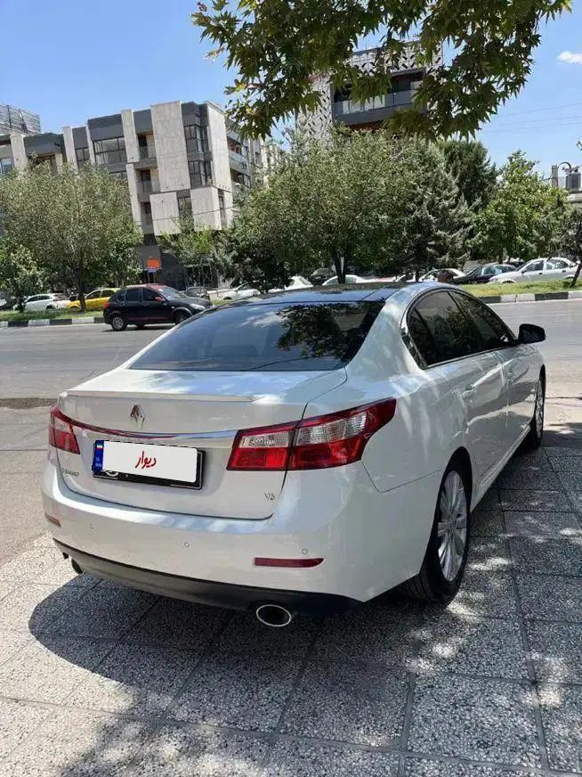 خودرو رنو، لتیتود آگهی ann_19957554