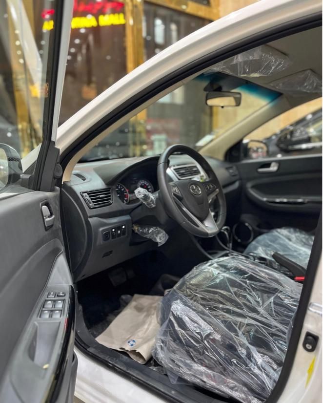 جک J4 اتوماتیک ساده - 1404