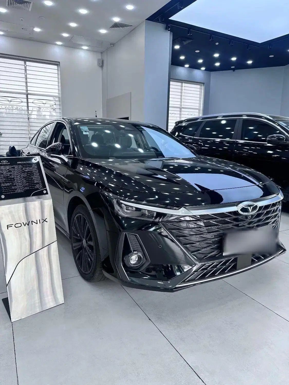 فونیکس آریزو 8 اکسلنت - 2025