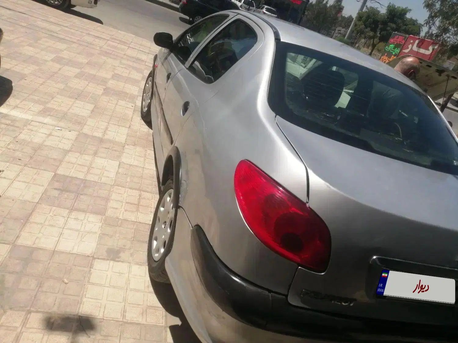 پژو ۲۰۶ صندوق دار v8 - 1386