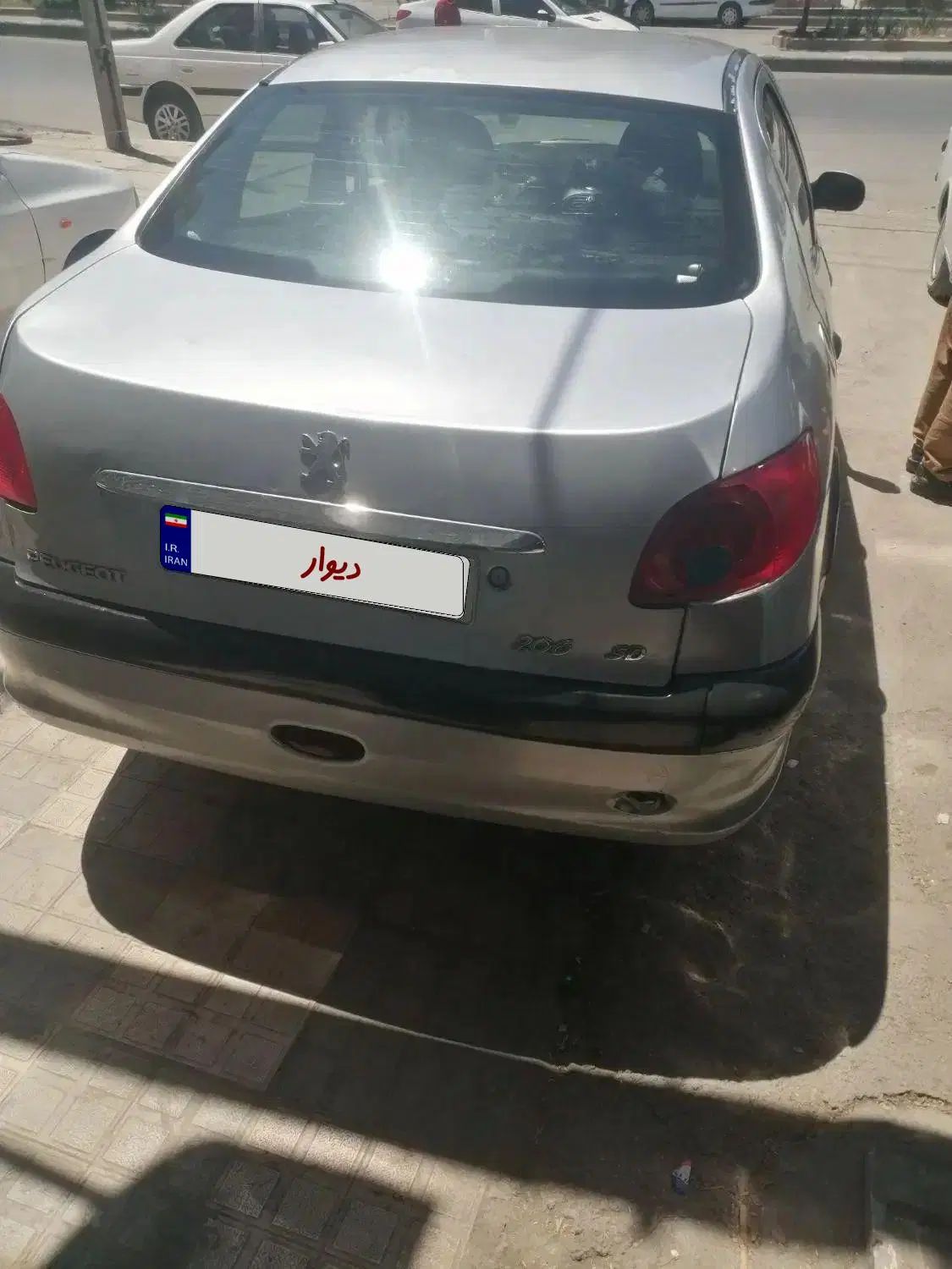 پژو ۲۰۶ صندوق دار v8 - 1386