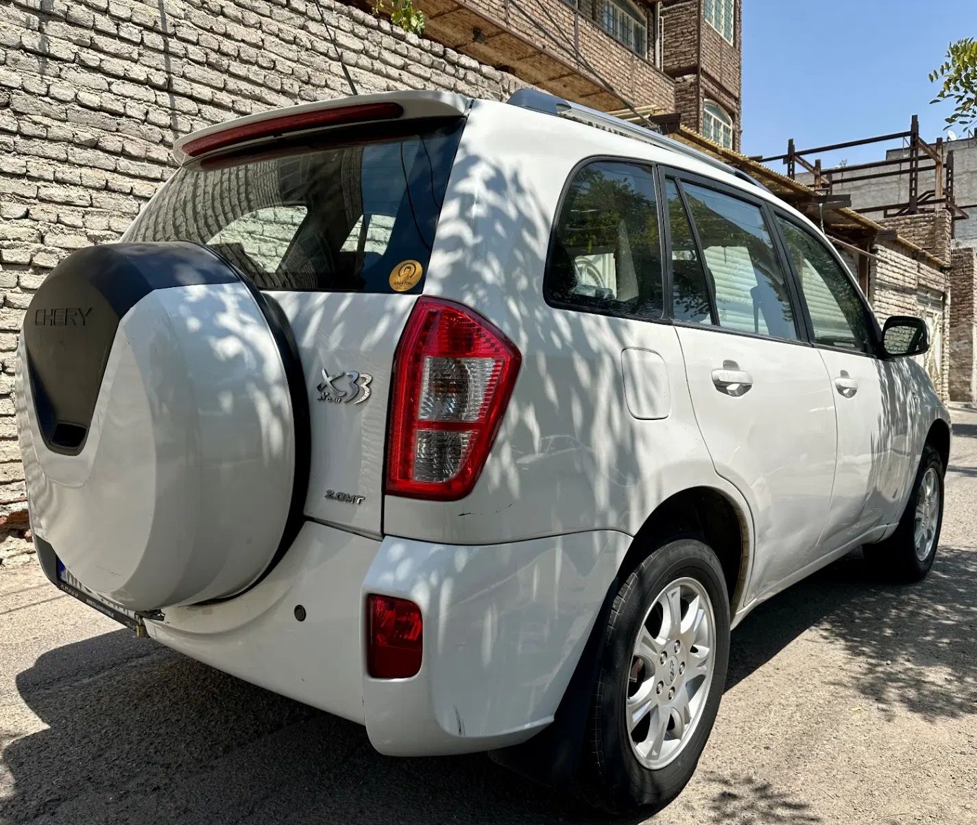 ام وی ام X33 دنده‌ای ساده - 1395