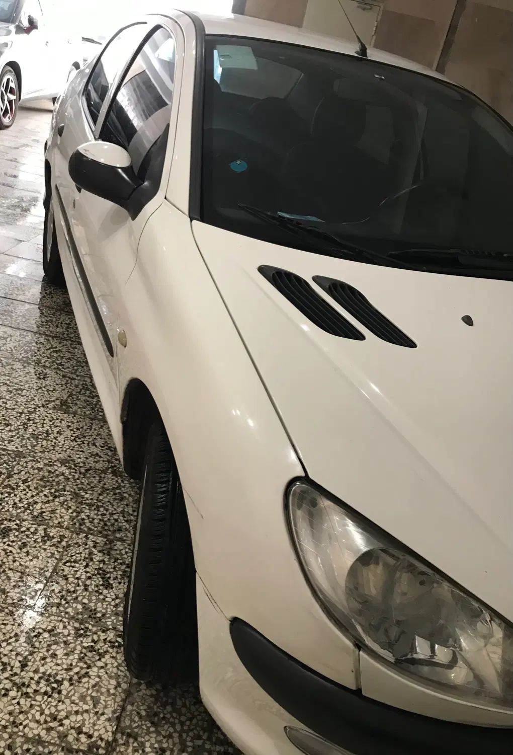 پژو ۲۰۶ صندوق دار v8 - 1395