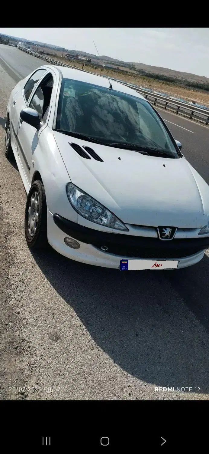 پژو ۲۰۶ صندوق دار v8 - 1394