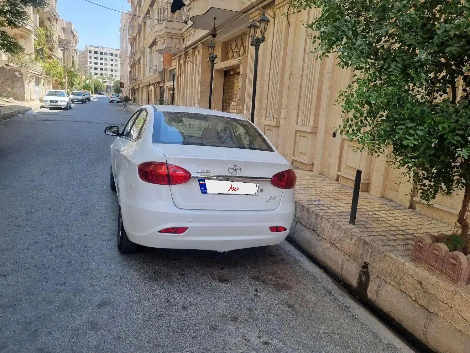 خودرو جک، J4 آگهی ann_19958302