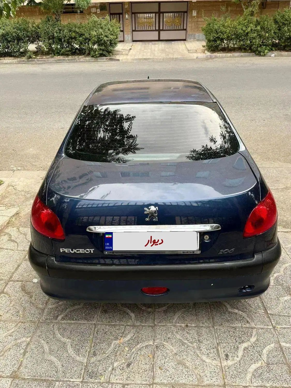 پژو ۲۰۶ صندوق دار v8 - 1386