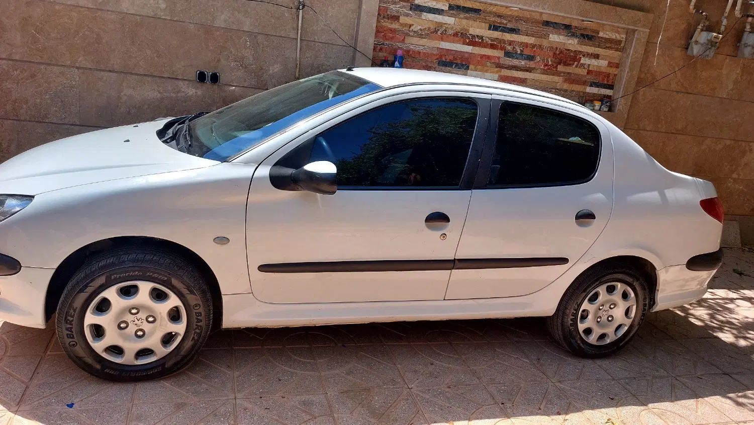 پژو ۲۰۶ صندوق دار v8 - 1390