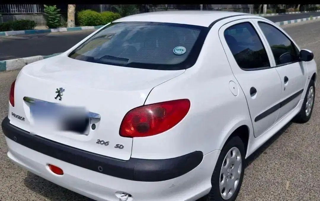 پژو ۲۰۶ صندوق دار v8 - 1396