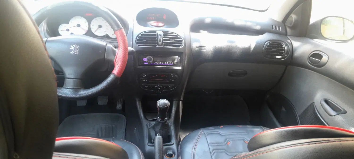 پژو ۲۰۶ صندوق دار v8 - 1393
