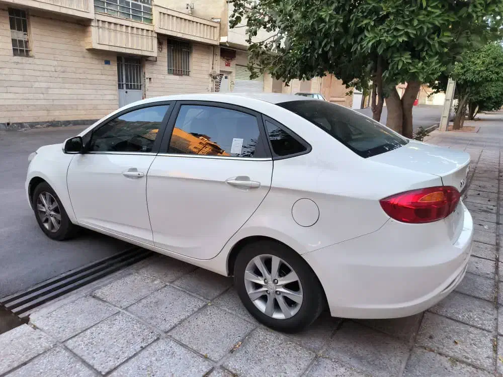 جک J4 اتوماتیک ساده - 1399