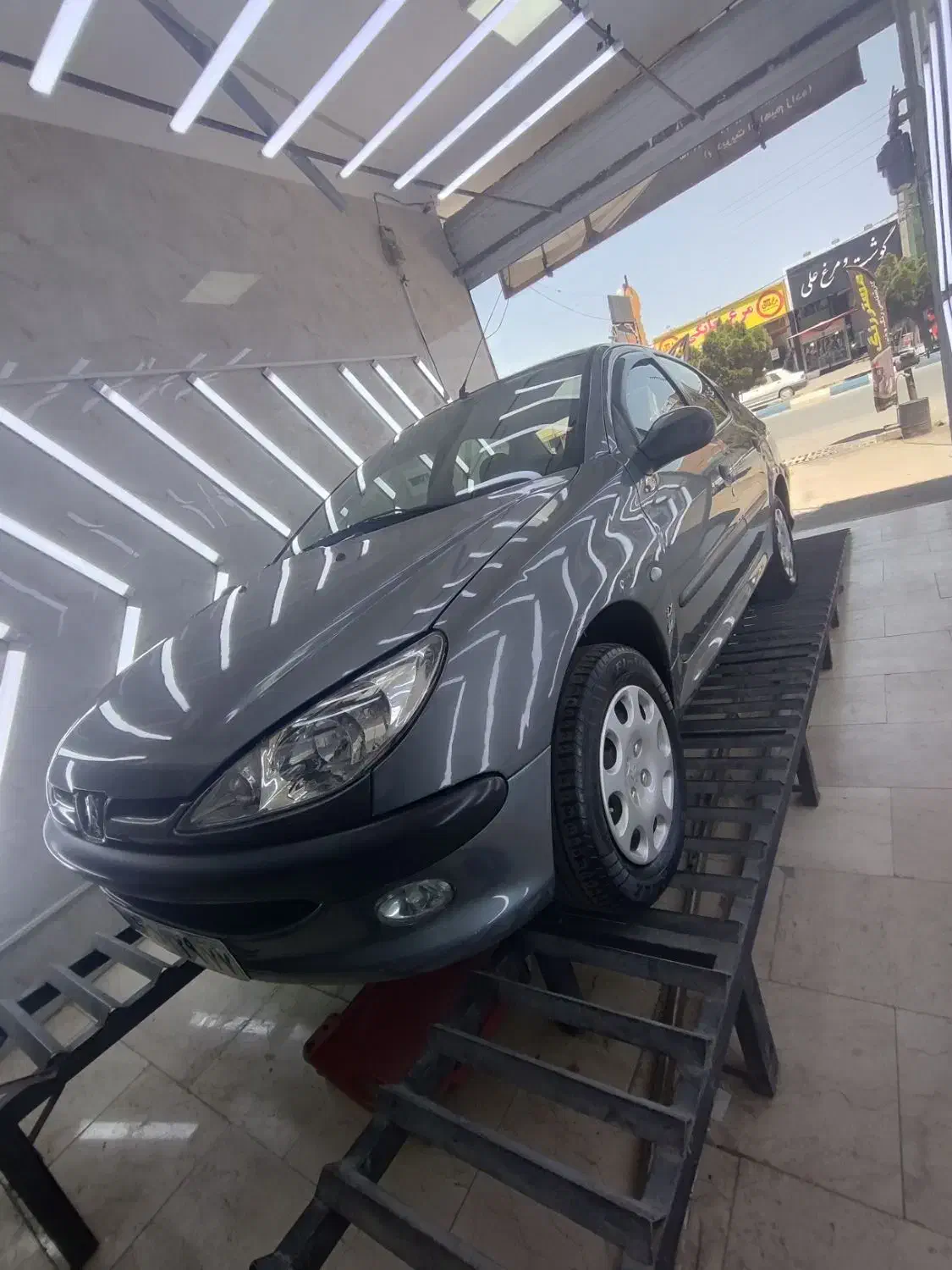 پژو ۲۰۶ صندوق دار v8 - 1393