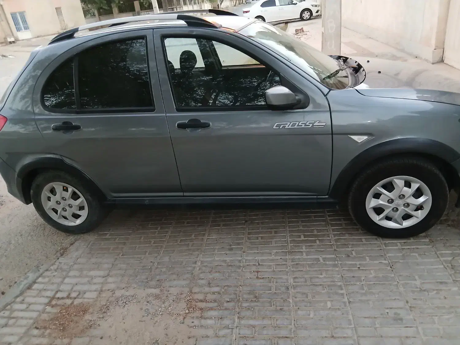 خودرو کوییک، معمولی آگهی ann_19959491