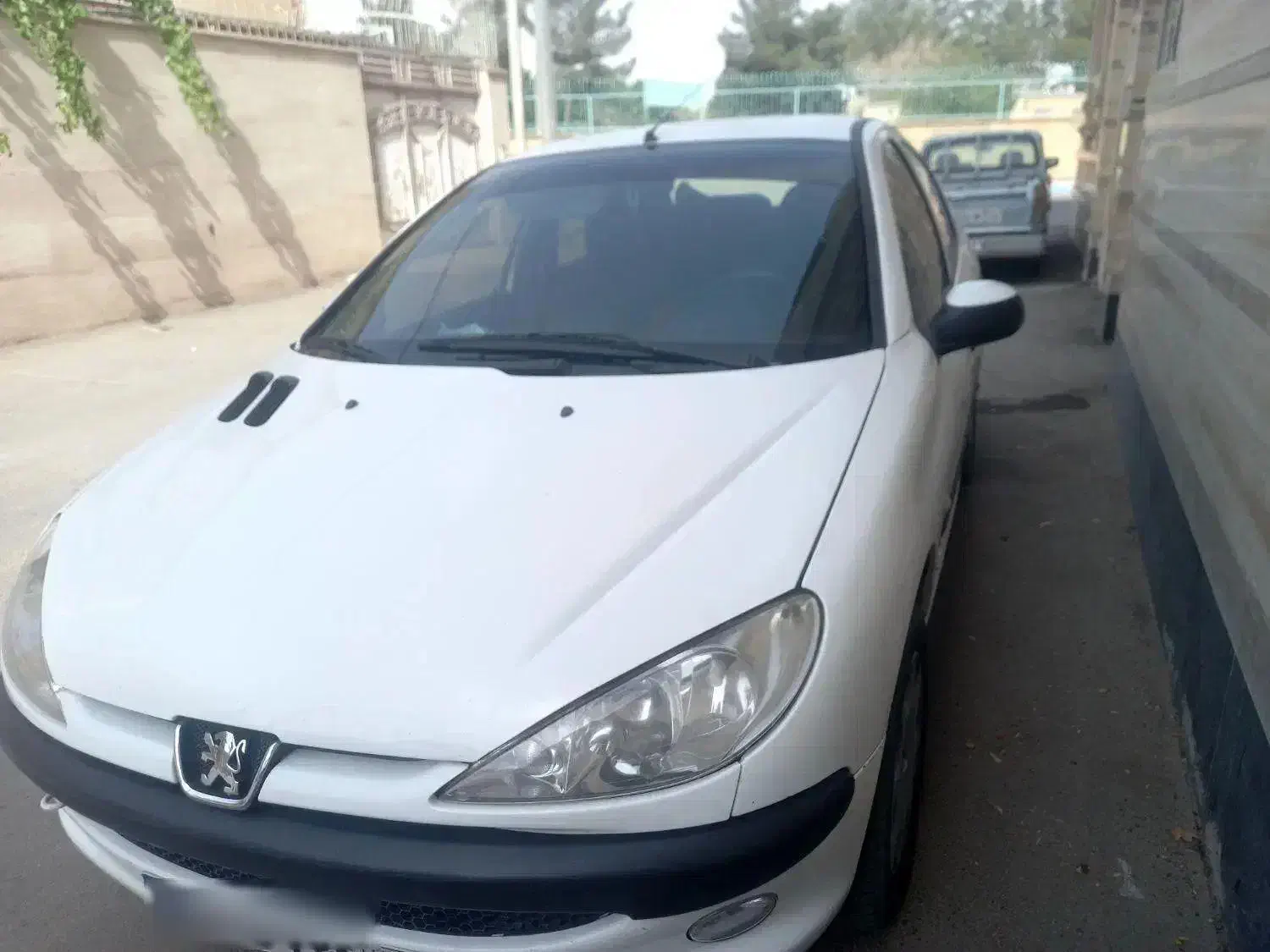 پژو ۲۰۶ صندوق دار v8 - 1400