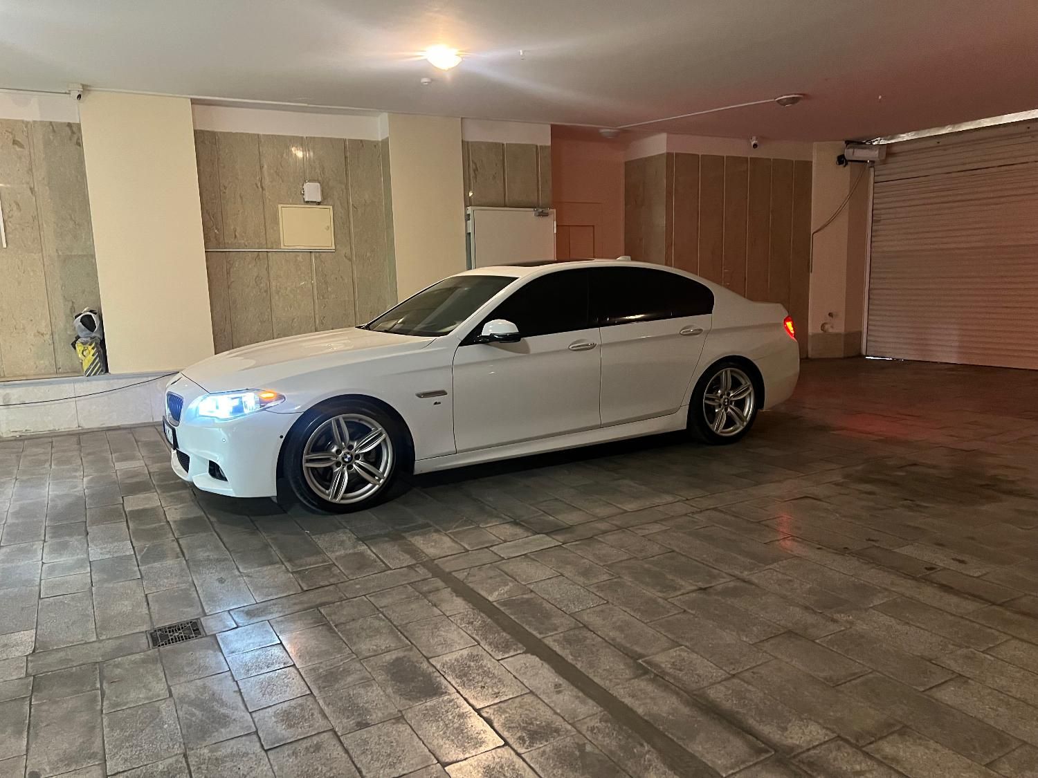 ب ام و سری 5 528i - 2015