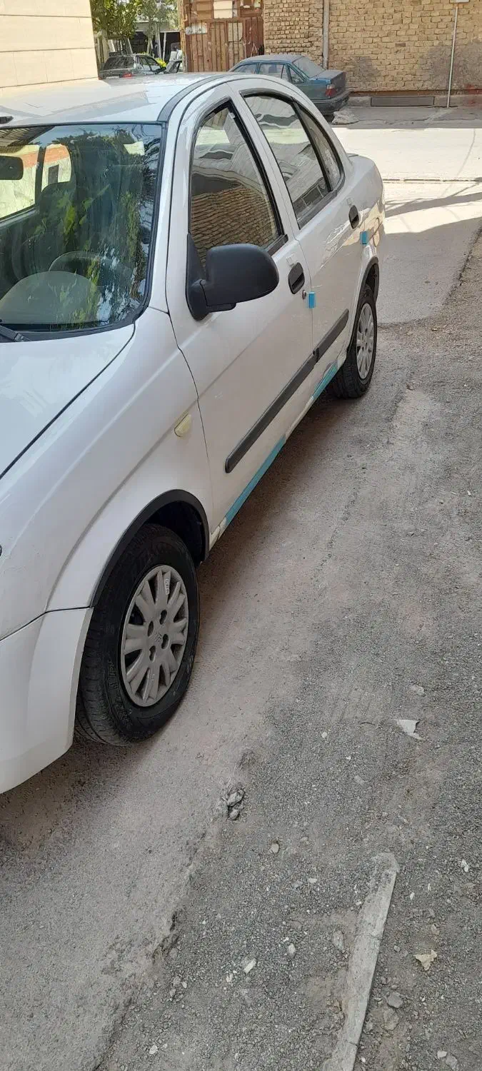 تیبا صندوق دار SX - 1394