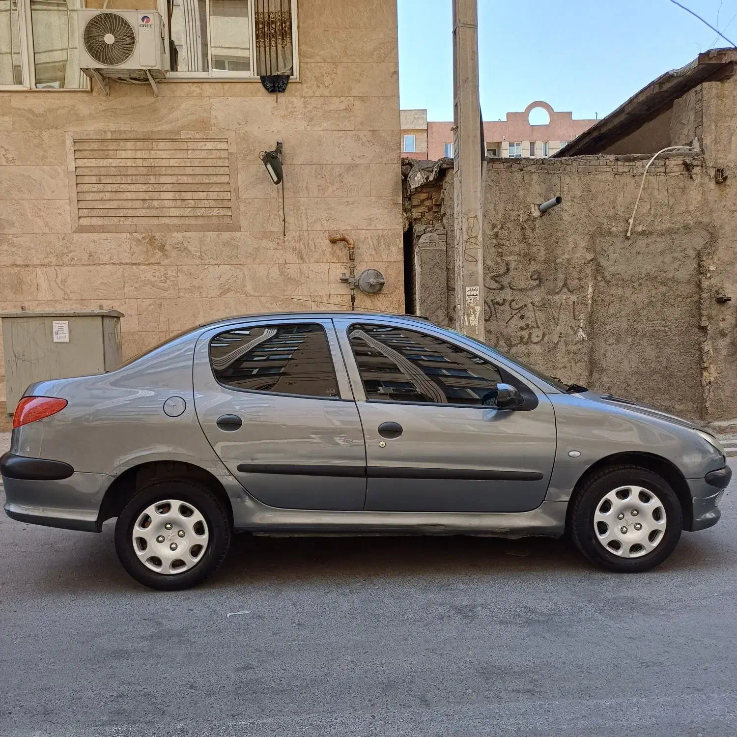 پژو ۲۰۶ صندوق دار v8 - 1388