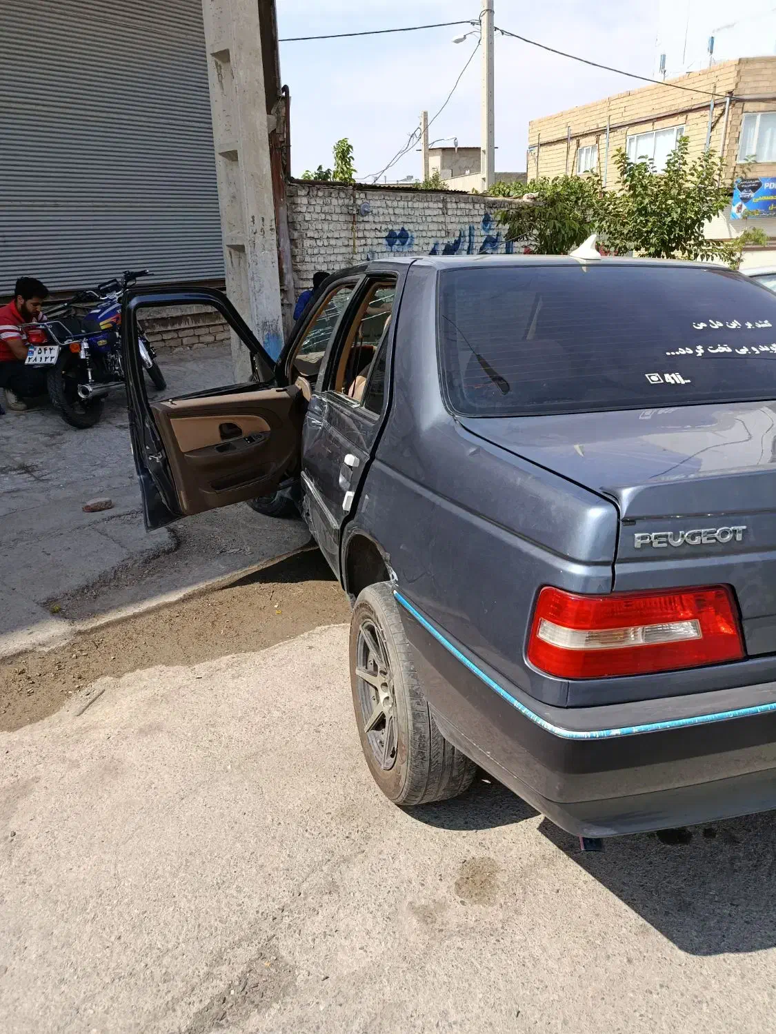 پژو 405 SLX بنزینی TU5 - 1400