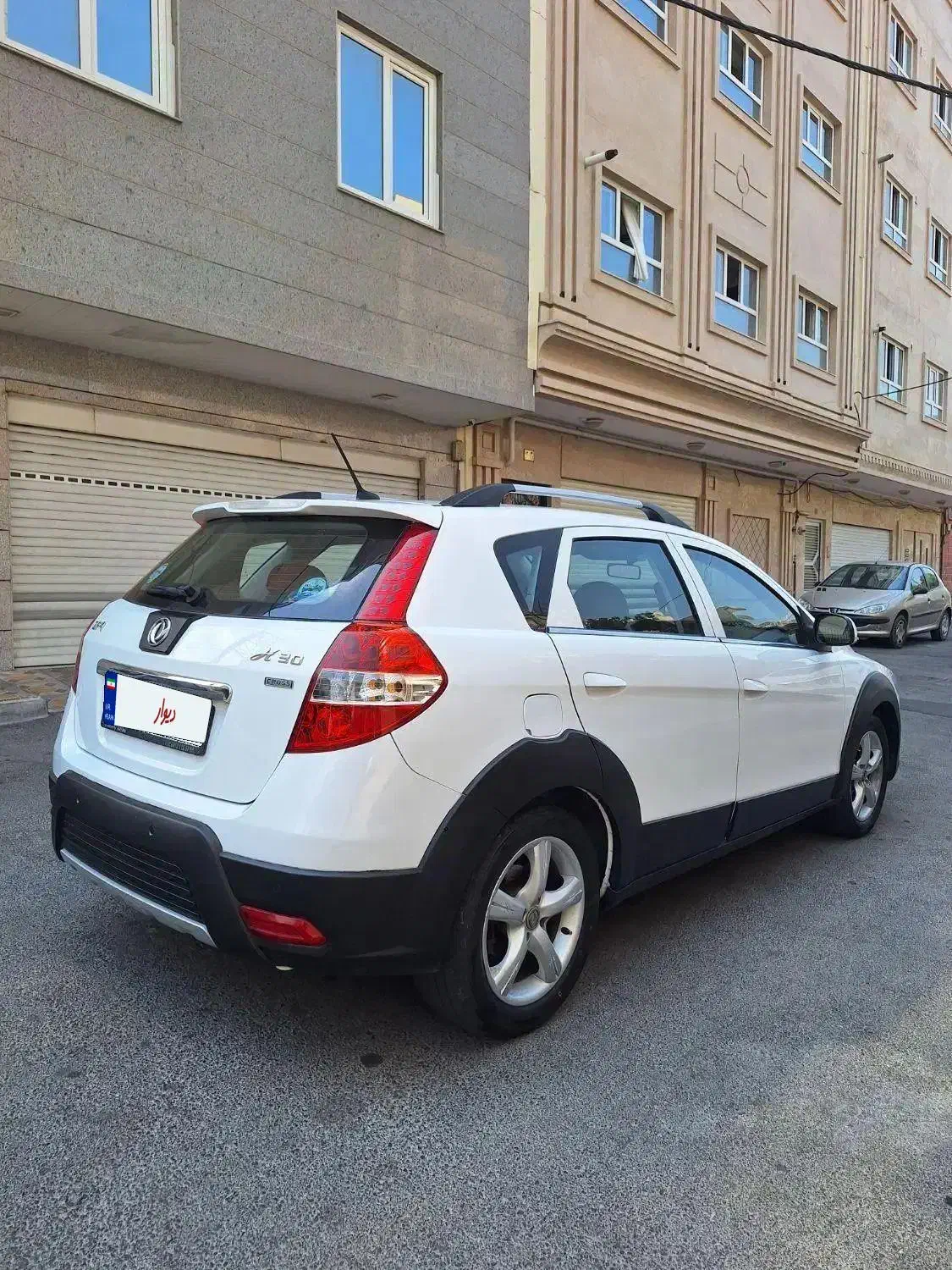 دانگ فنگ H30 کراس اتوماتیک - 1397