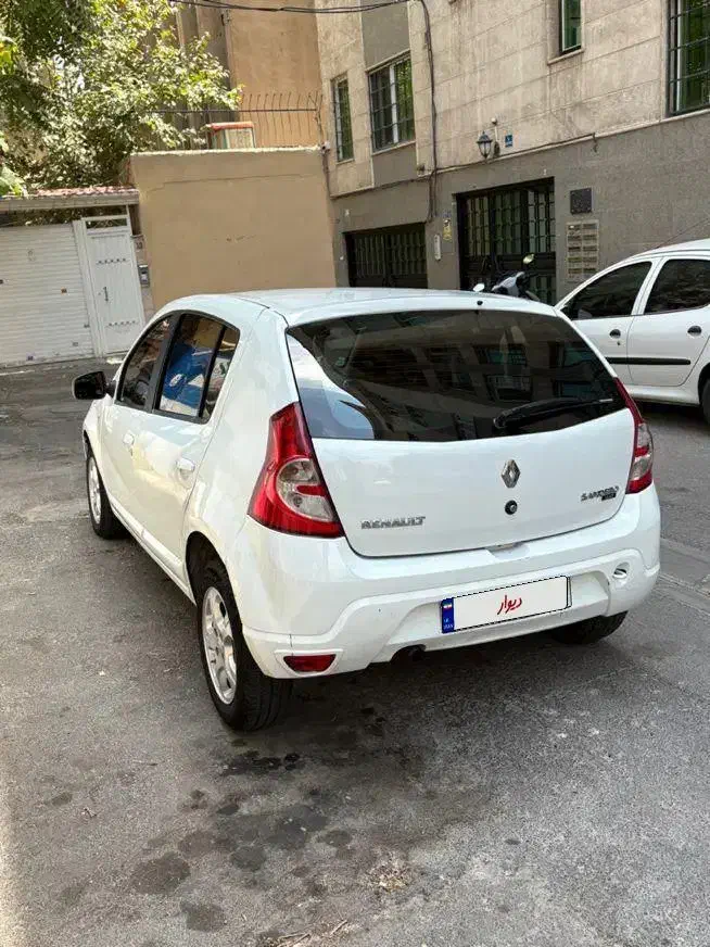 رنو ساندرو اتوماتیک - 1396