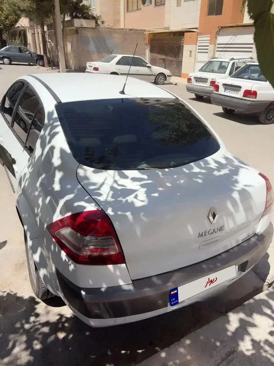 رنو مگان پارس خودرو 2000 - 1391