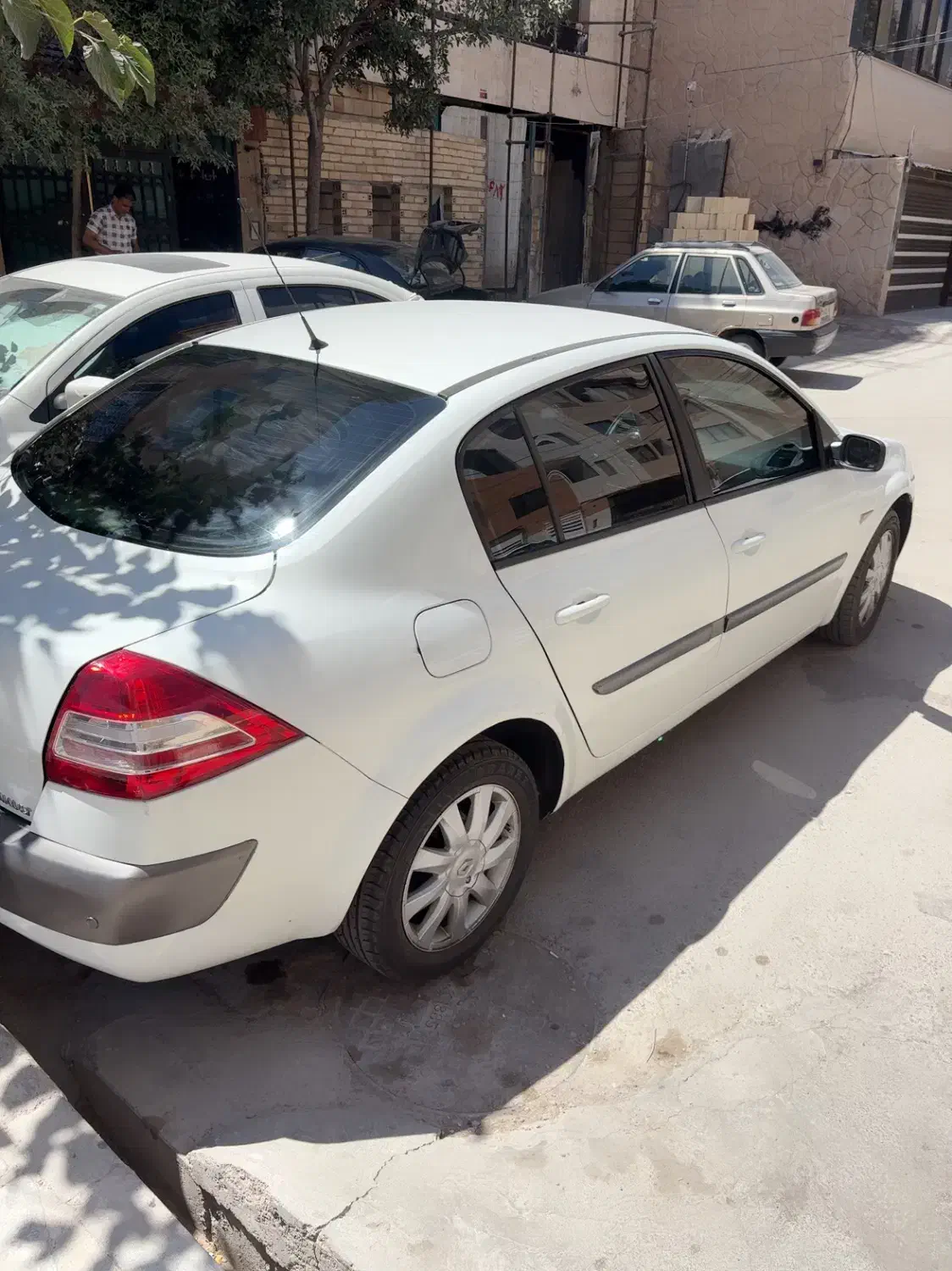 رنو مگان پارس خودرو 2000 - 1391
