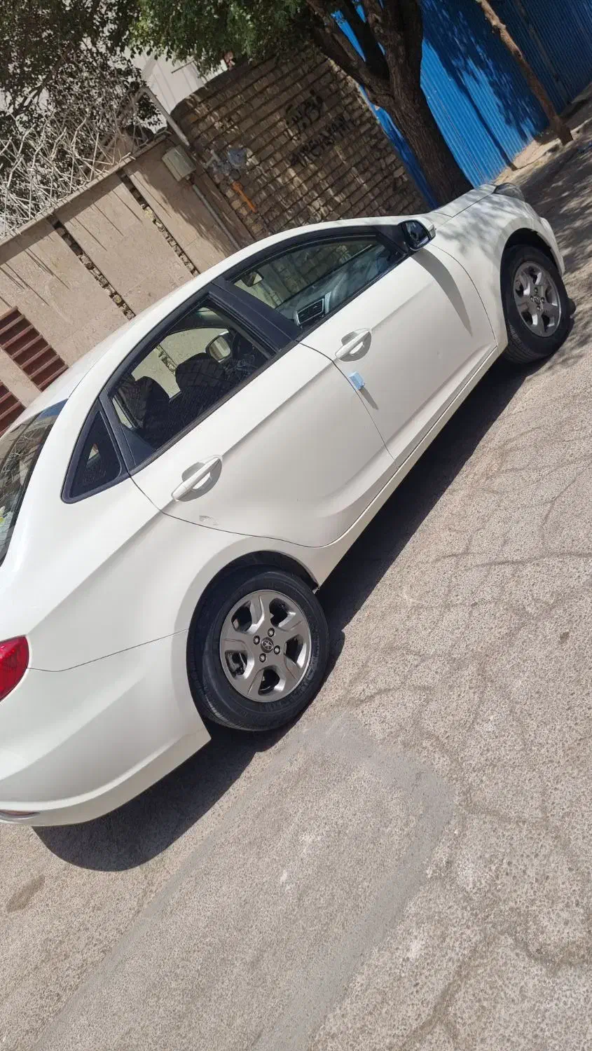 جک J4 اتوماتیک ساده - 1401