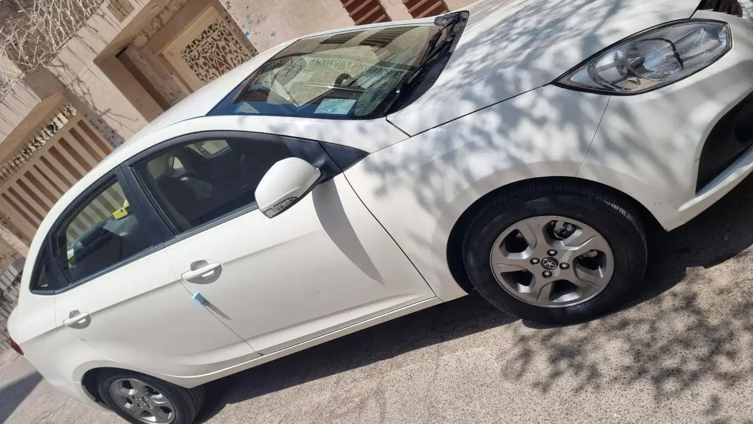 جک J4 اتوماتیک ساده - 1401