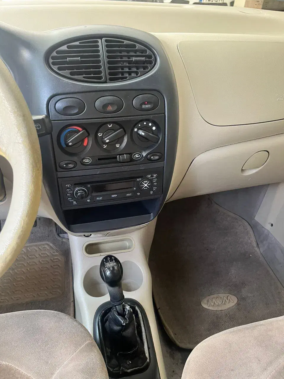ام وی ام 110 چهار سیلندر دنده ای - 1395
