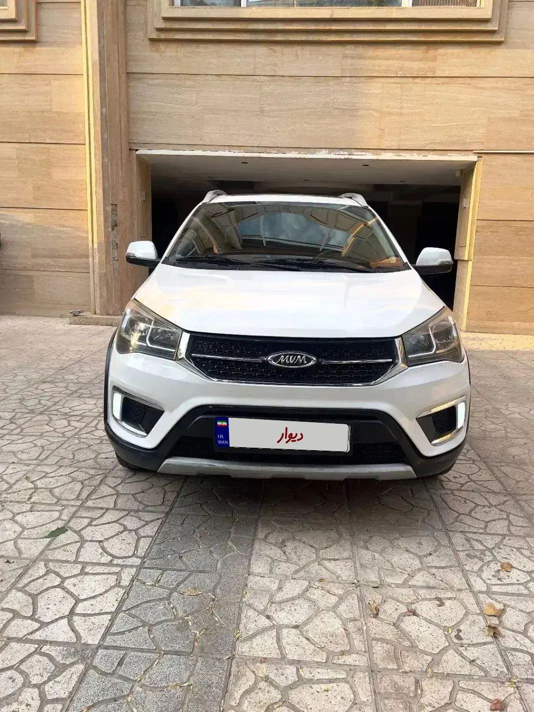 ام وی ام X22 دنده‌ای لاکچری - 1397