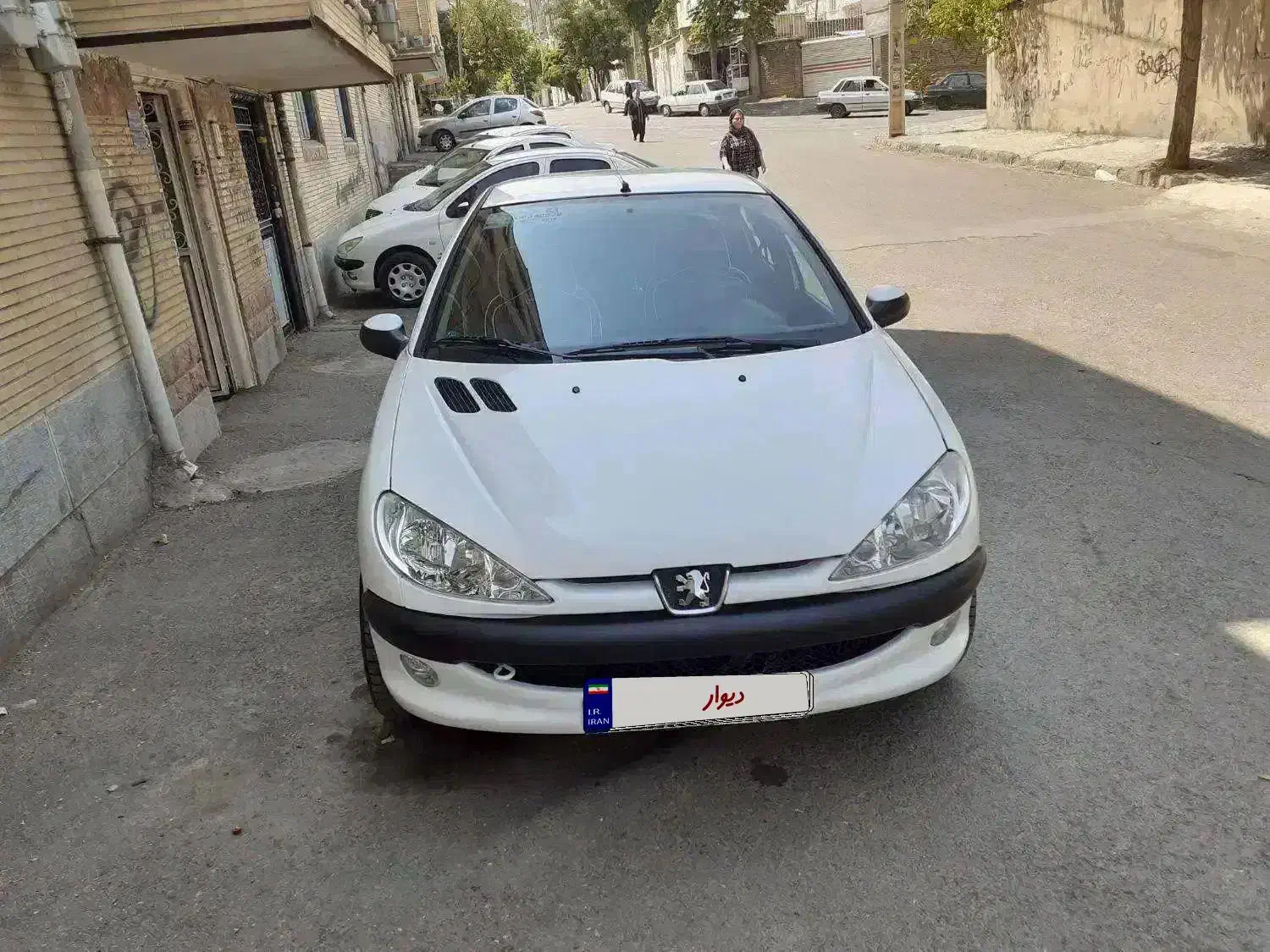 پژو ۲۰۶ صندوق دار v8 - 1394