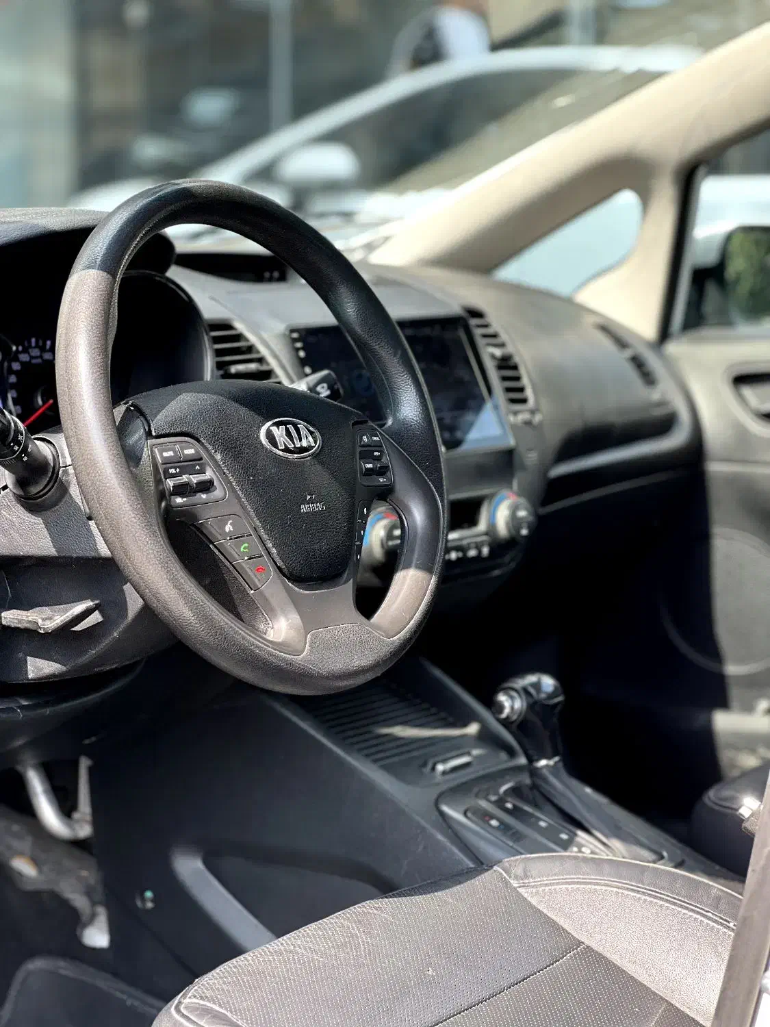 کیا سراتو 2.0 لیتر اتوماتیک GT لاین - 2015