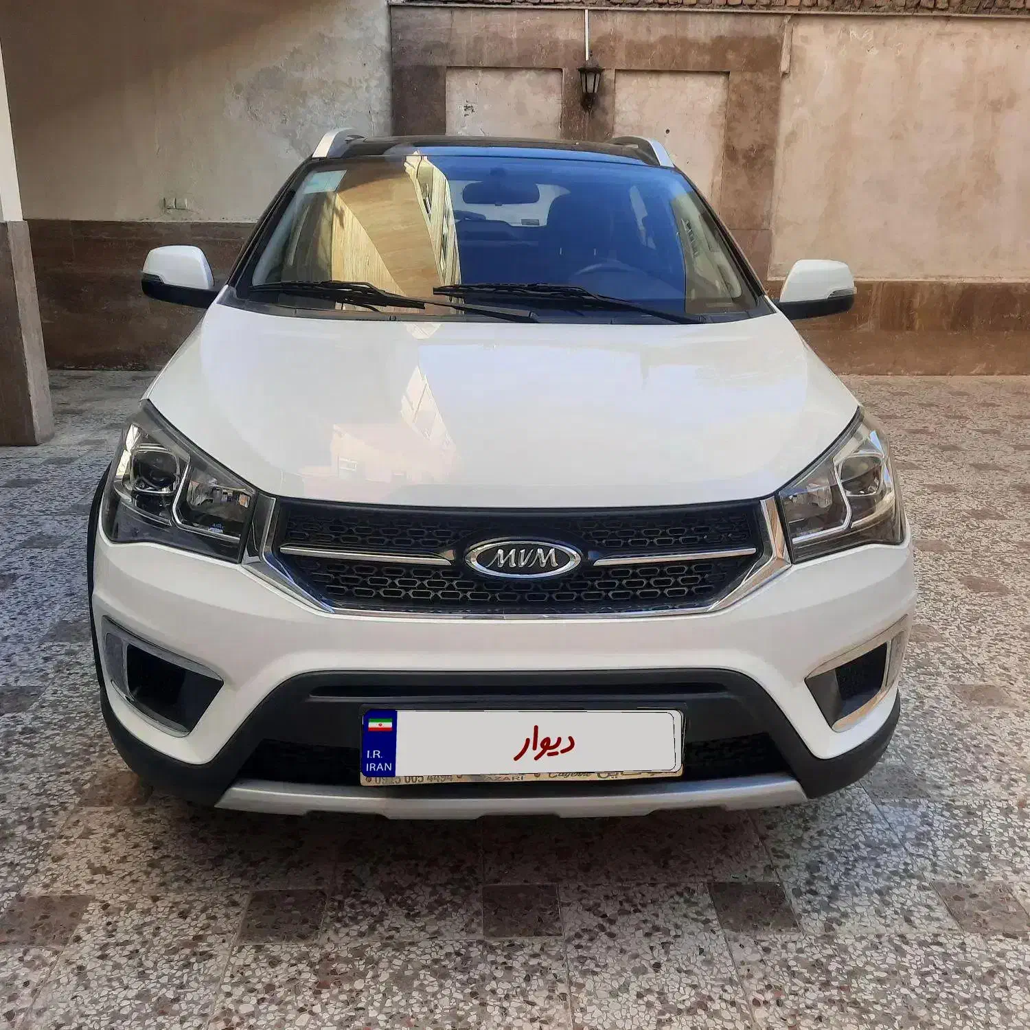خودرو ام وی ام، X22 آگهی ann_19961357