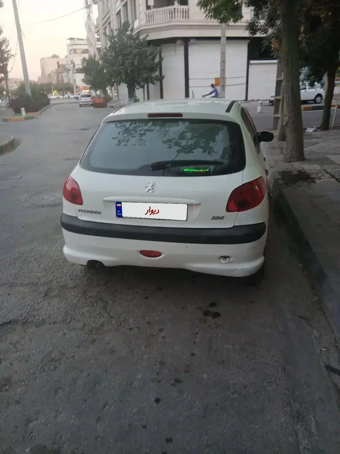 پژو 206 تیپ 5 - 1395