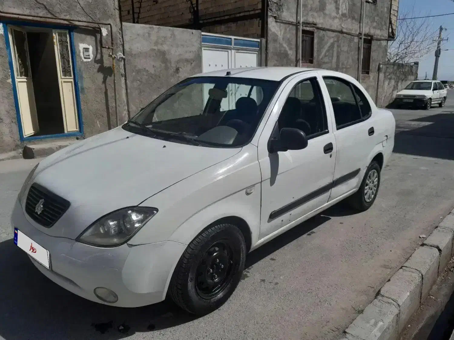 تیبا صندوق دار SX - 1390