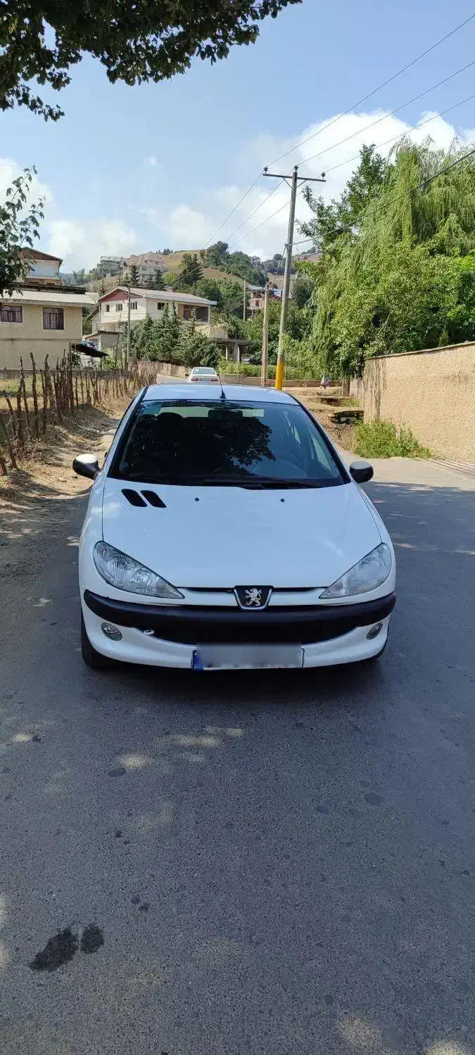 پژو ۲۰۶ صندوق دار v8 - 1397