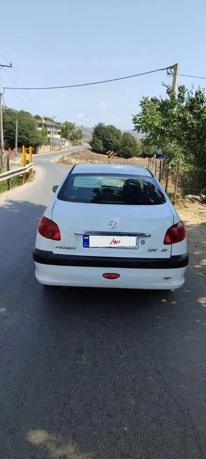پژو ۲۰۶ صندوق دار v8 - 1397