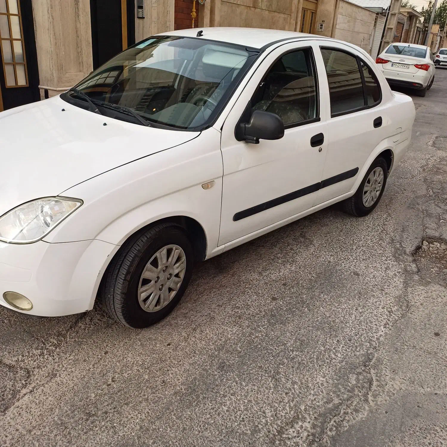 تیبا صندوق دار SX - 1394