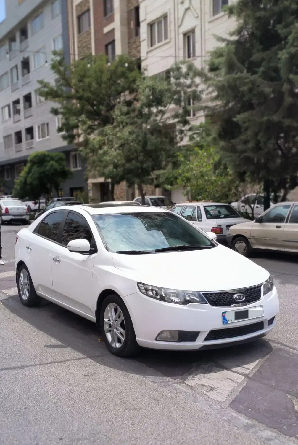 کیا سراتو 2.0 لیتر اتوماتیک GT لاین - 2017