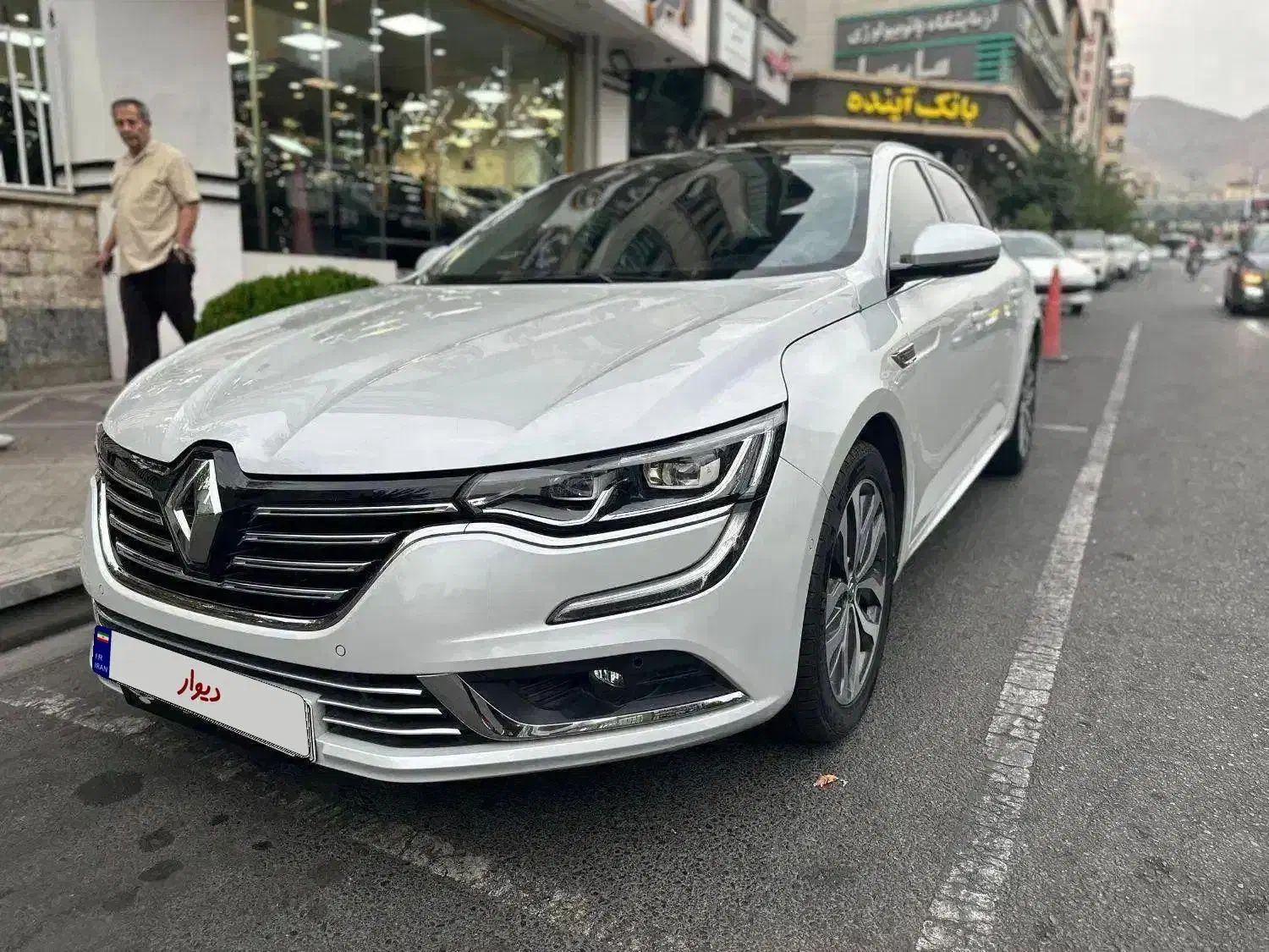 خودرو رنو، تالیسمان آگهی ann_19962215