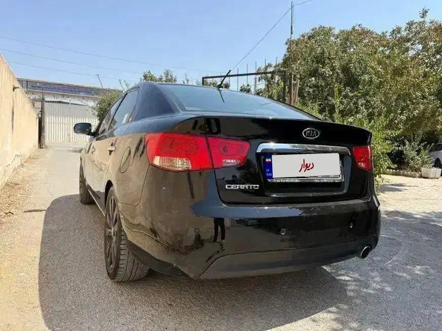 کیا سراتو 2.0 لیتر اتوماتیک GT لاین - 2011