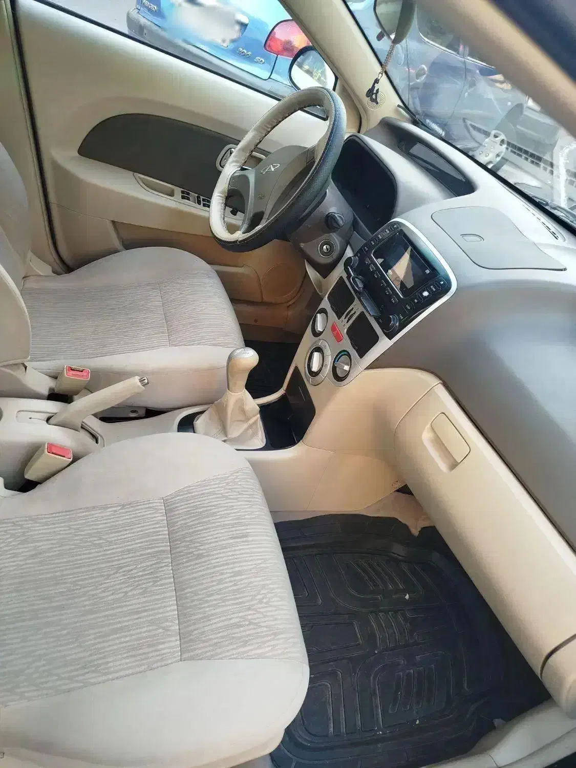 ام وی ام 315 صندوقدار ساده دنده ای - 1392