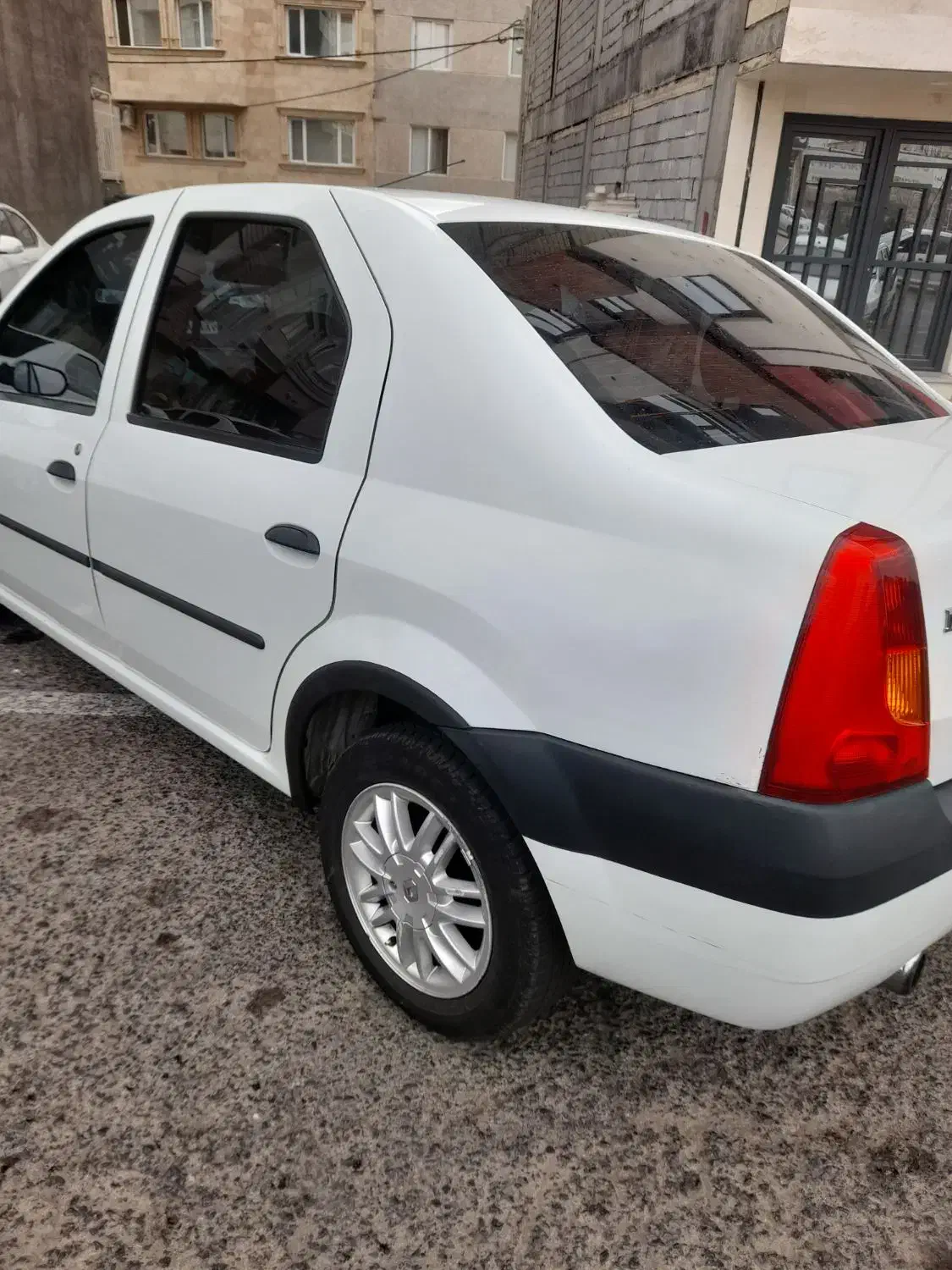خودرو رنو، تندر 90 آگهی ann_19963199