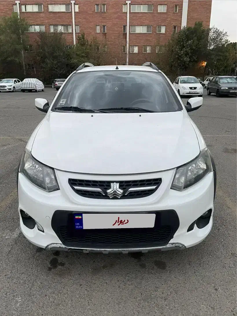 خودرو کوییک، معمولی آگهی ann_19963259