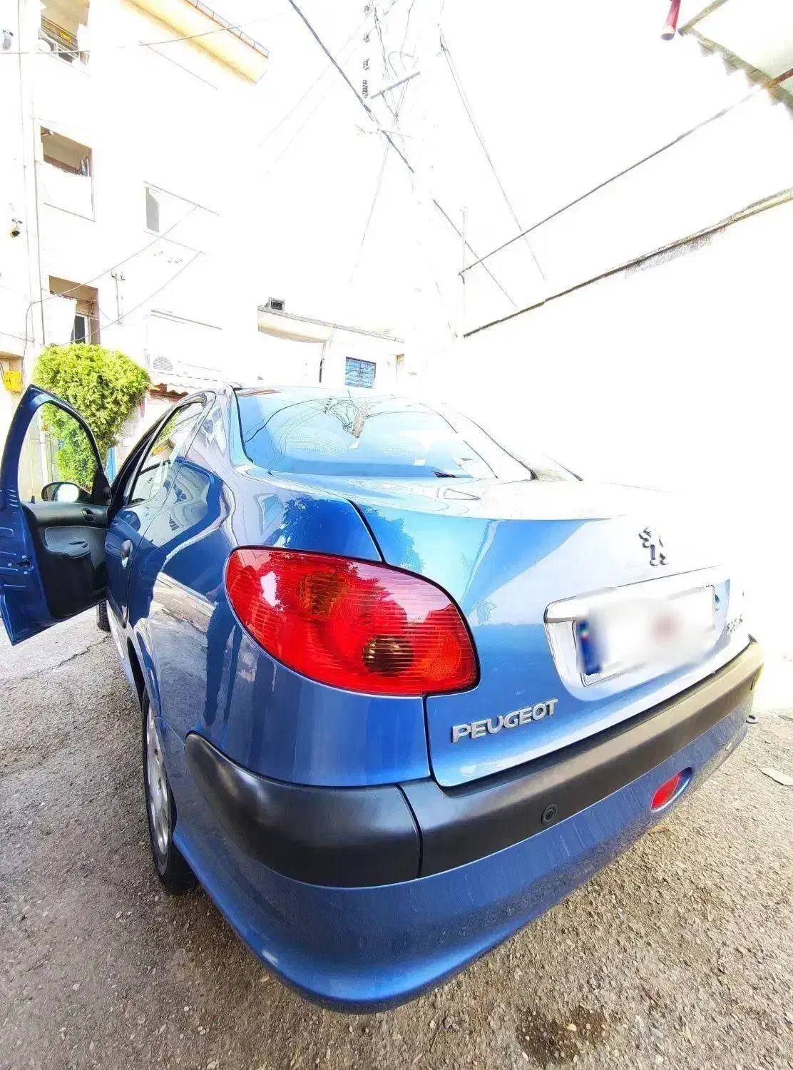 پژو ۲۰۶ صندوق دار v8 - 1393