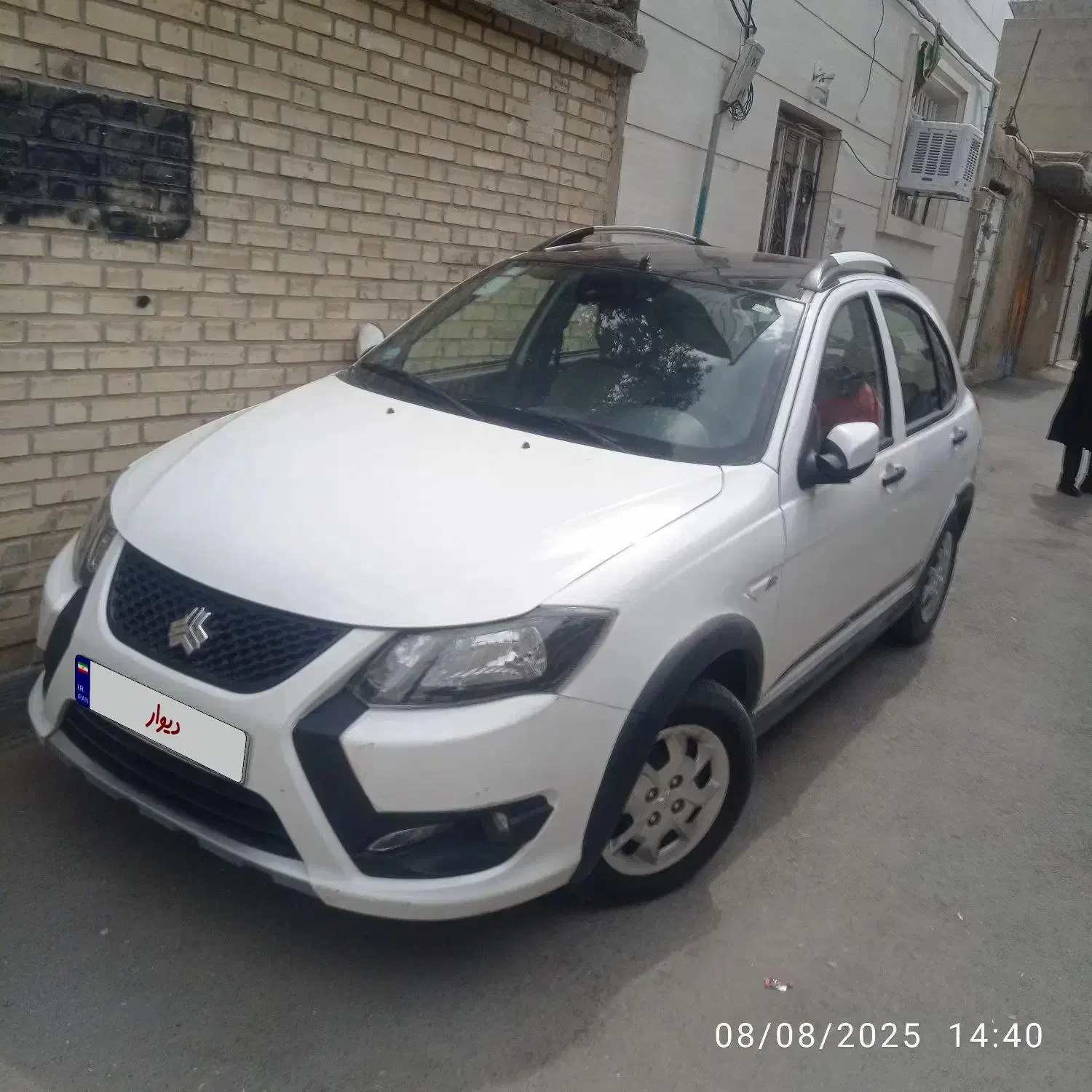کوییک R دنده‌ای - 1402