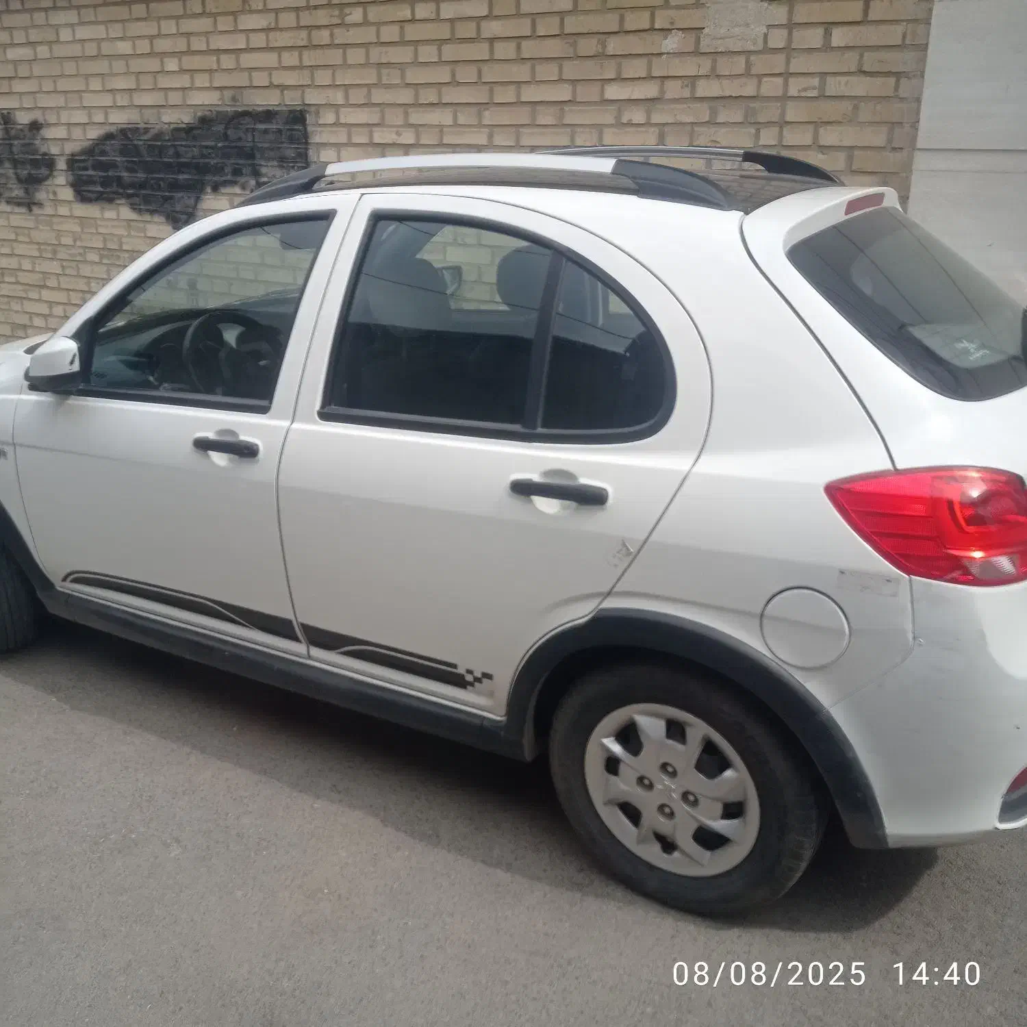 خودرو کوییک، R آگهی ann_19963473