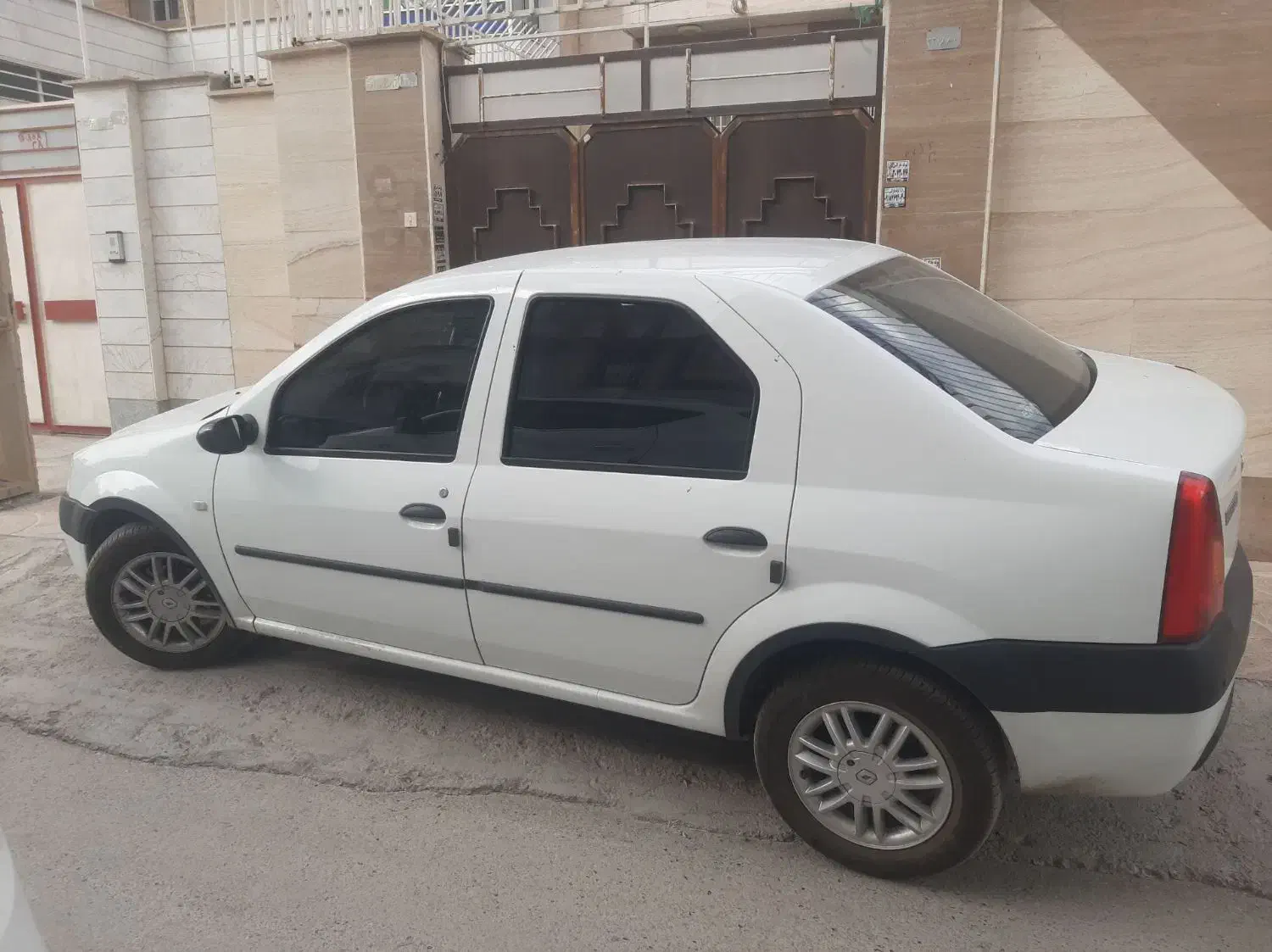 خودرو رنو، تندر 90 آگهی ann_19963499