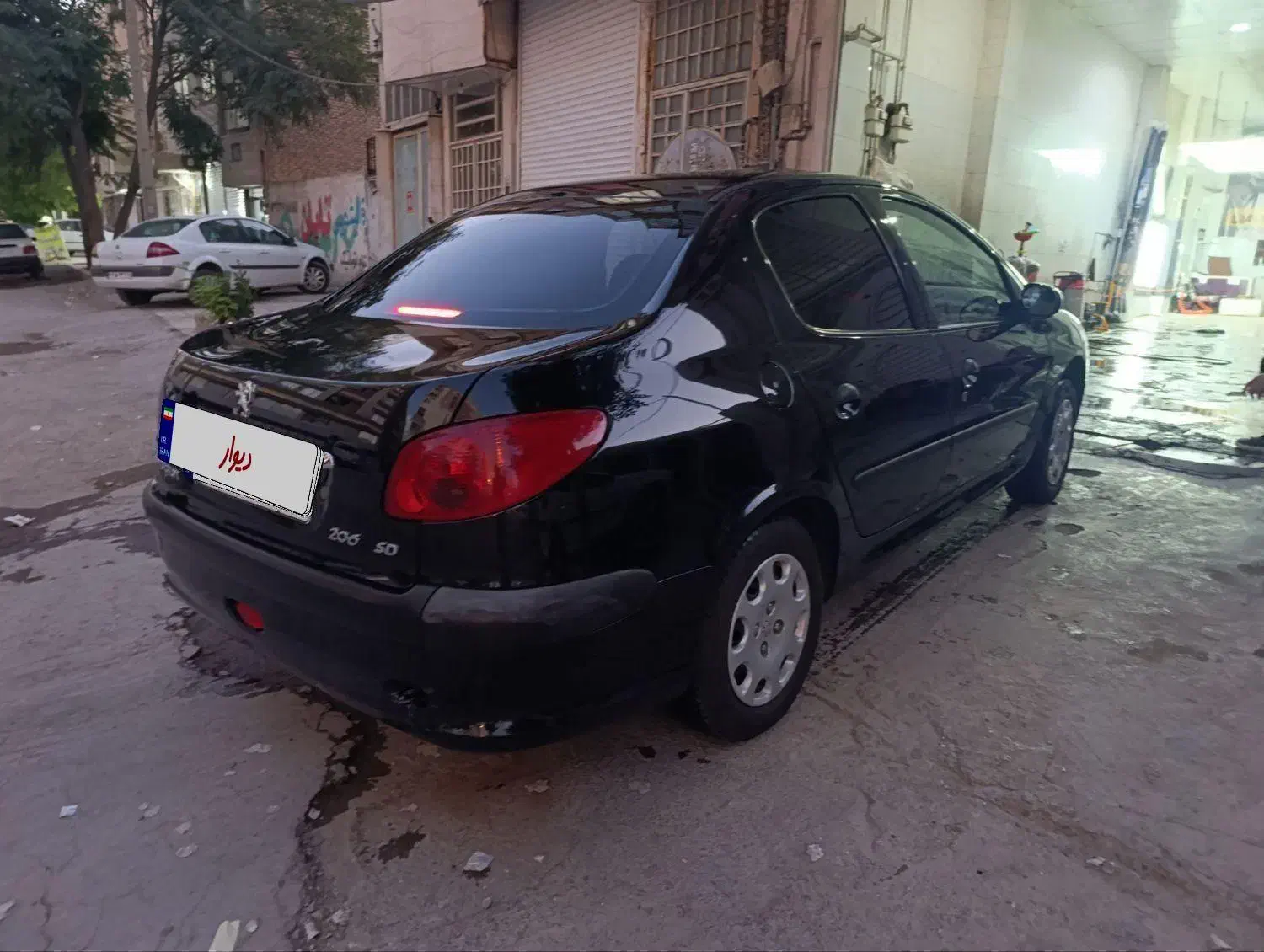 پژو ۲۰۶ صندوق دار v8 - 1399