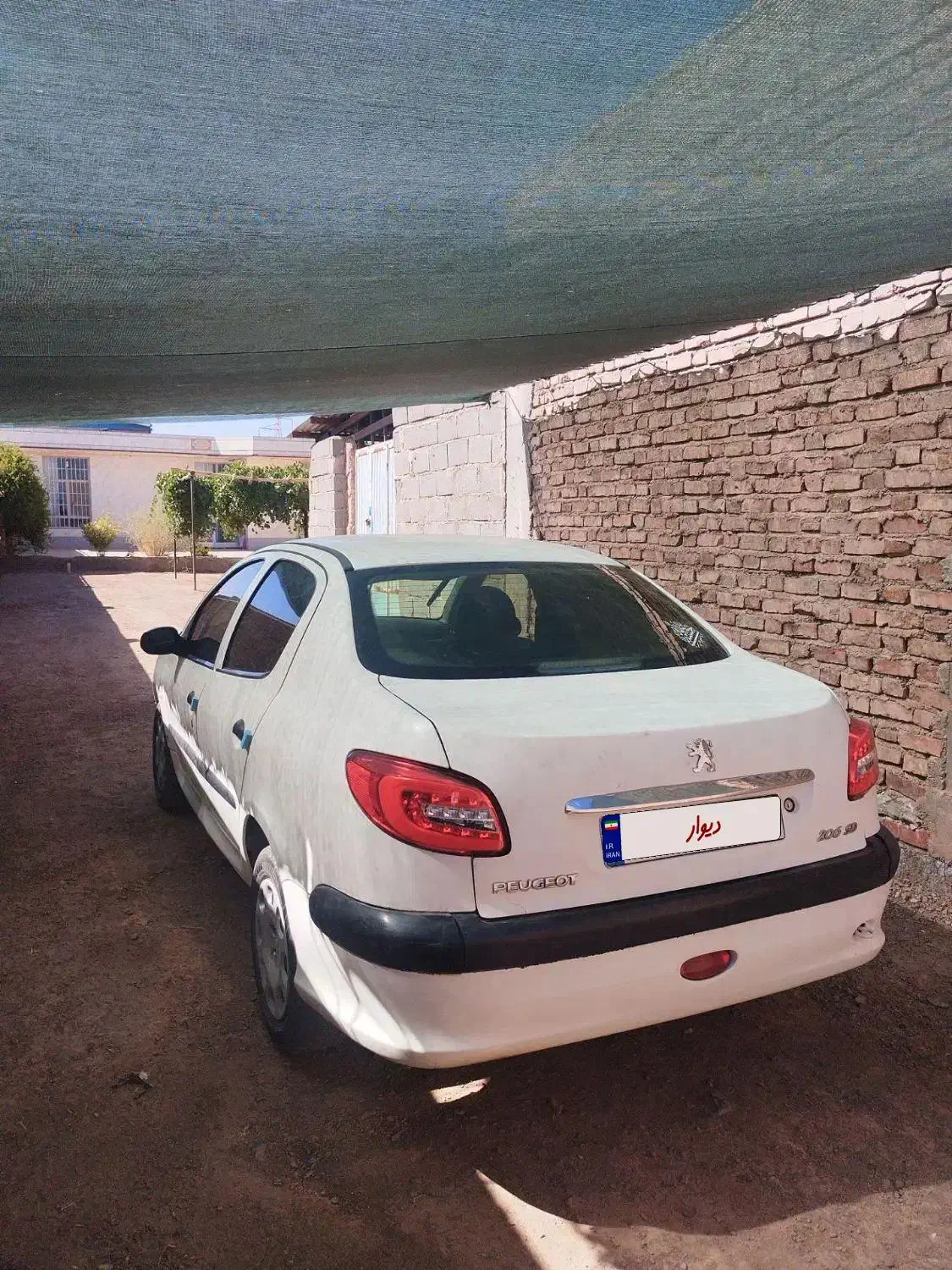 پژو ۲۰۶ صندوق دار v8 - 1389